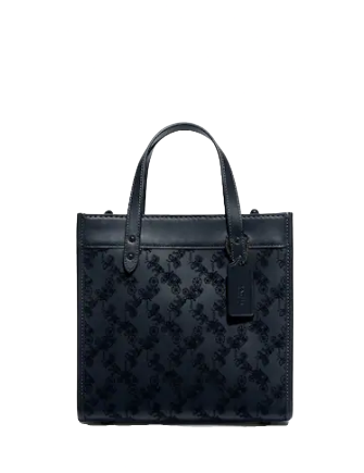 Coach Field Tote 22 With Horse And Carriage