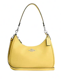 Coach Teri Hobo
