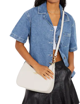 Coach Teri Hobo