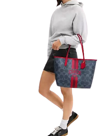 Coach City Tote Bag In Signature Canvas With Coach Graphic