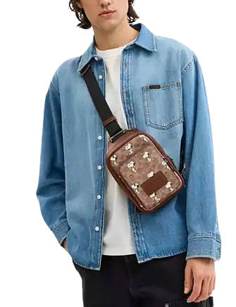 Coach Coach X Peanuts Racer Sling Pack In Signature Canvas With Snoopy Print
