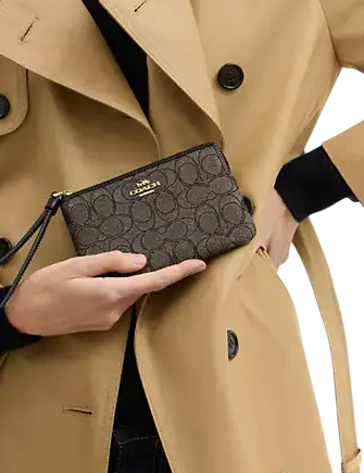 Coach Corner Zip Wristlet In Signature Jacquard