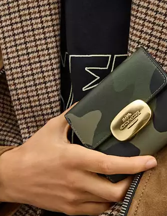 Coach Eliza Small Wallet