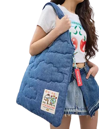 Coach Flat Tote With Cloud Quilting