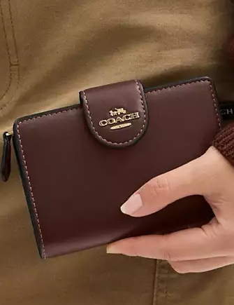 Coach Medium Corner Zip Wallet