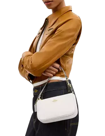 Coach Nolita 19