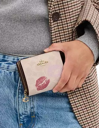 Coach Snap Wallet In Signature Canvas With Lips Print