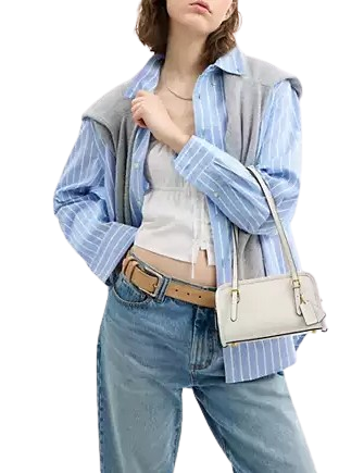Coach Swing Zip Bag 20