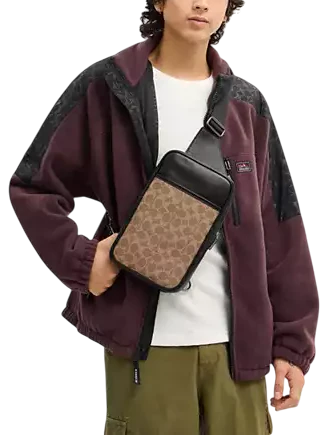 Coach Turner Pack In Signature Canvas
