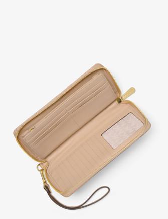 Michael Michael Kors Jet Set Travel Quilted Leather Continental Wallet