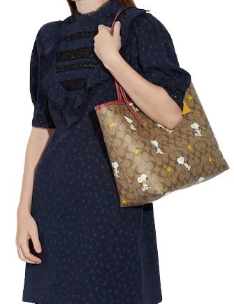 Coach Coach X Peanuts City Tote In Signature Canvas With Snoopy Woodstock Print