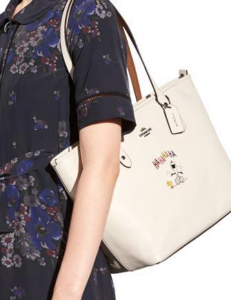 Coach Peanuts City Zip Tote in Refined Natural Pebble Leather with Snoopy
